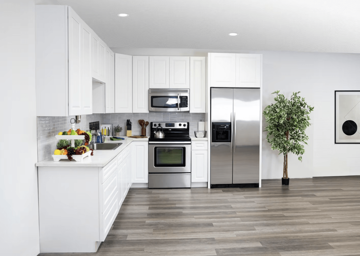 Glacier White Shaker Kitchen Cabinets