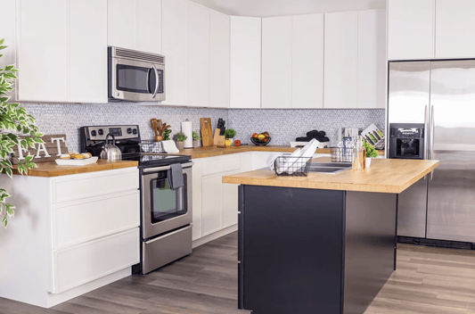 Slim Shaker Alabaster Kitchen Cabinets - Joplin, MO