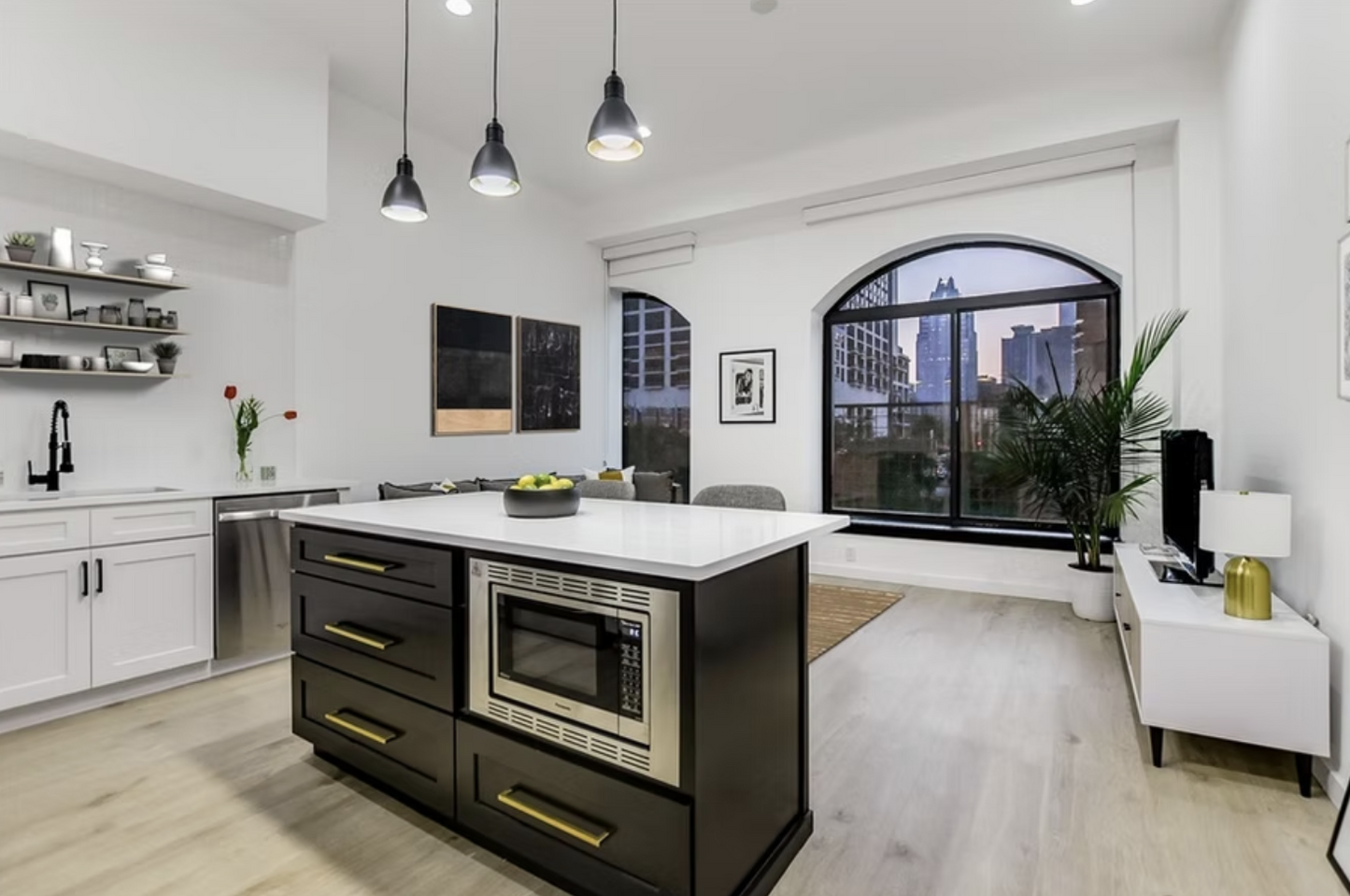 Versa Shaker Kitchen Cabinets - Joplin, MO